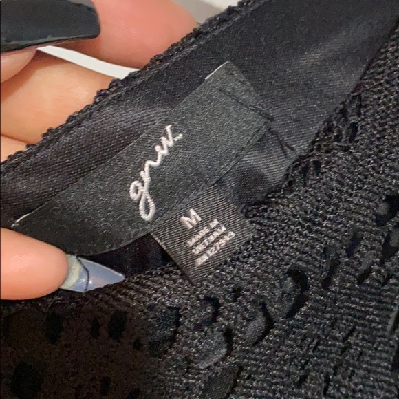 LBD lace overlay Dress - Picture 2 of 6